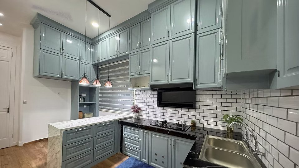 Kitchen Cabinet