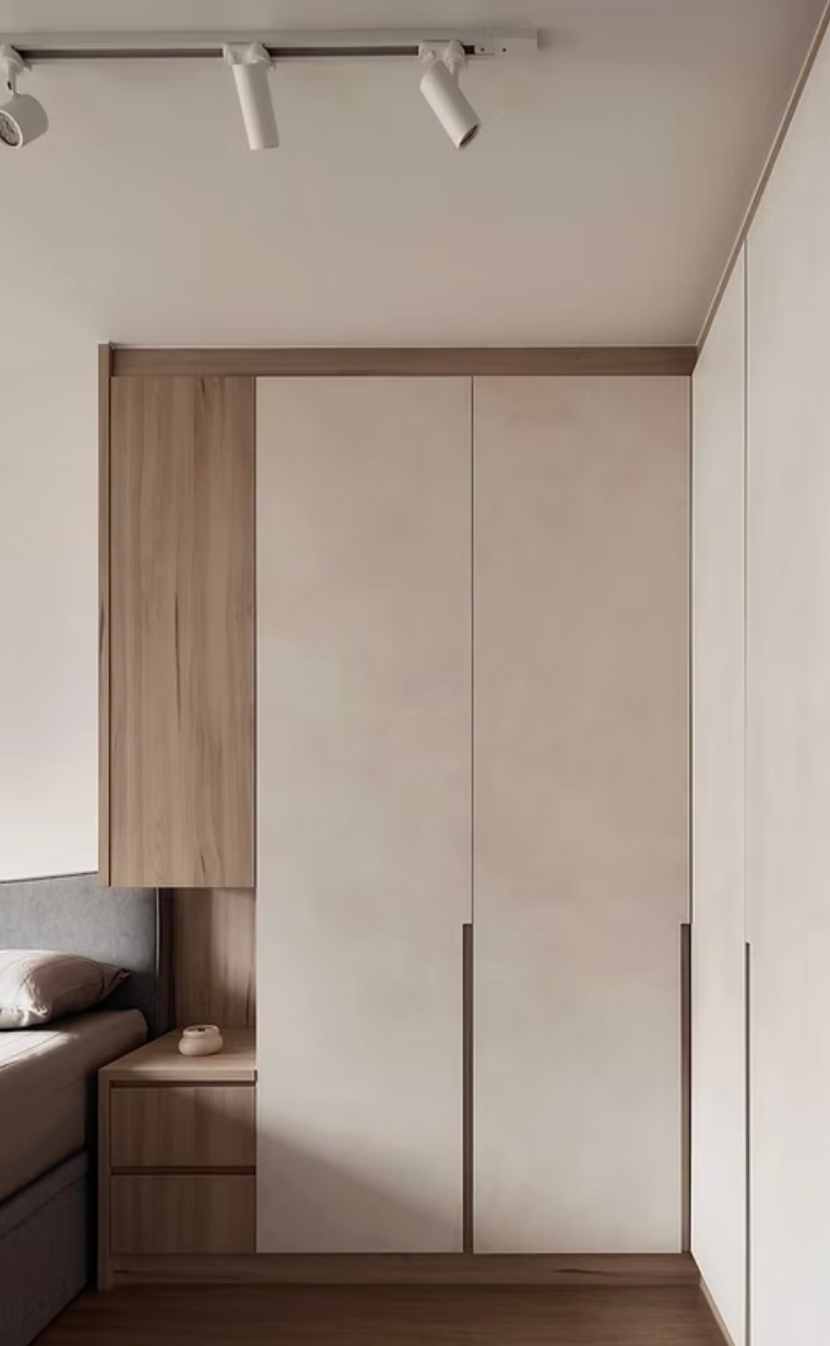 Wardrobe Cabinet
